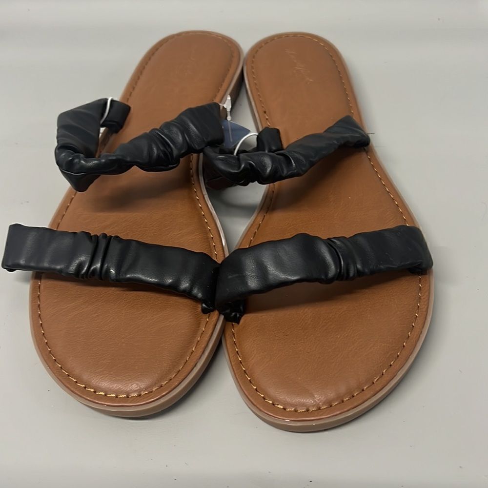 Sandals   - Picture 3 of 4
